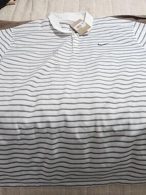 Nike Men’s White/Black Striped Polo Shirt